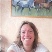 Imparto clases de apoyo y refuerzo hasta 2 de ESO. Maestra titulada en Pedagogía Terapéutica con amplia experiencia, especializada en refuerzo y apoyo. Grupos reducidos.Precio mensual para primaria, una hora , hora y media ;1 y 2 de ESO